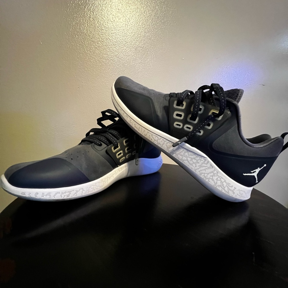 Men’s Jordan Runners